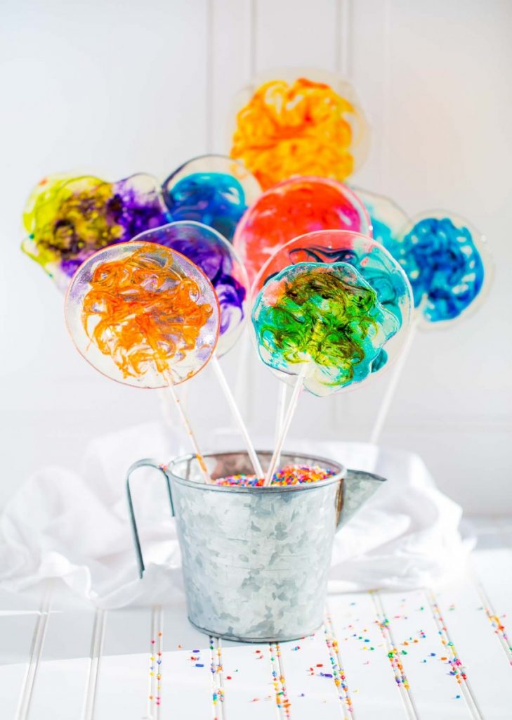 Tips for making lollipops and hard-candy from scratch.