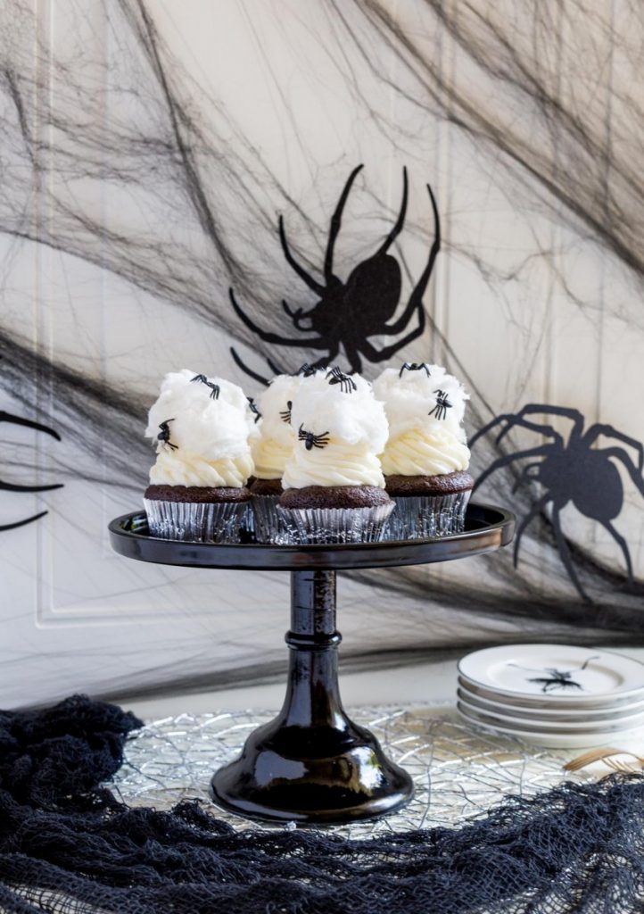 Halloween Spiderweb Cupcakes