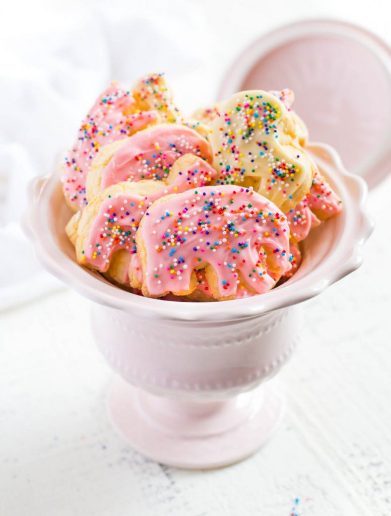 How to make frosted animal crackers from scratch.