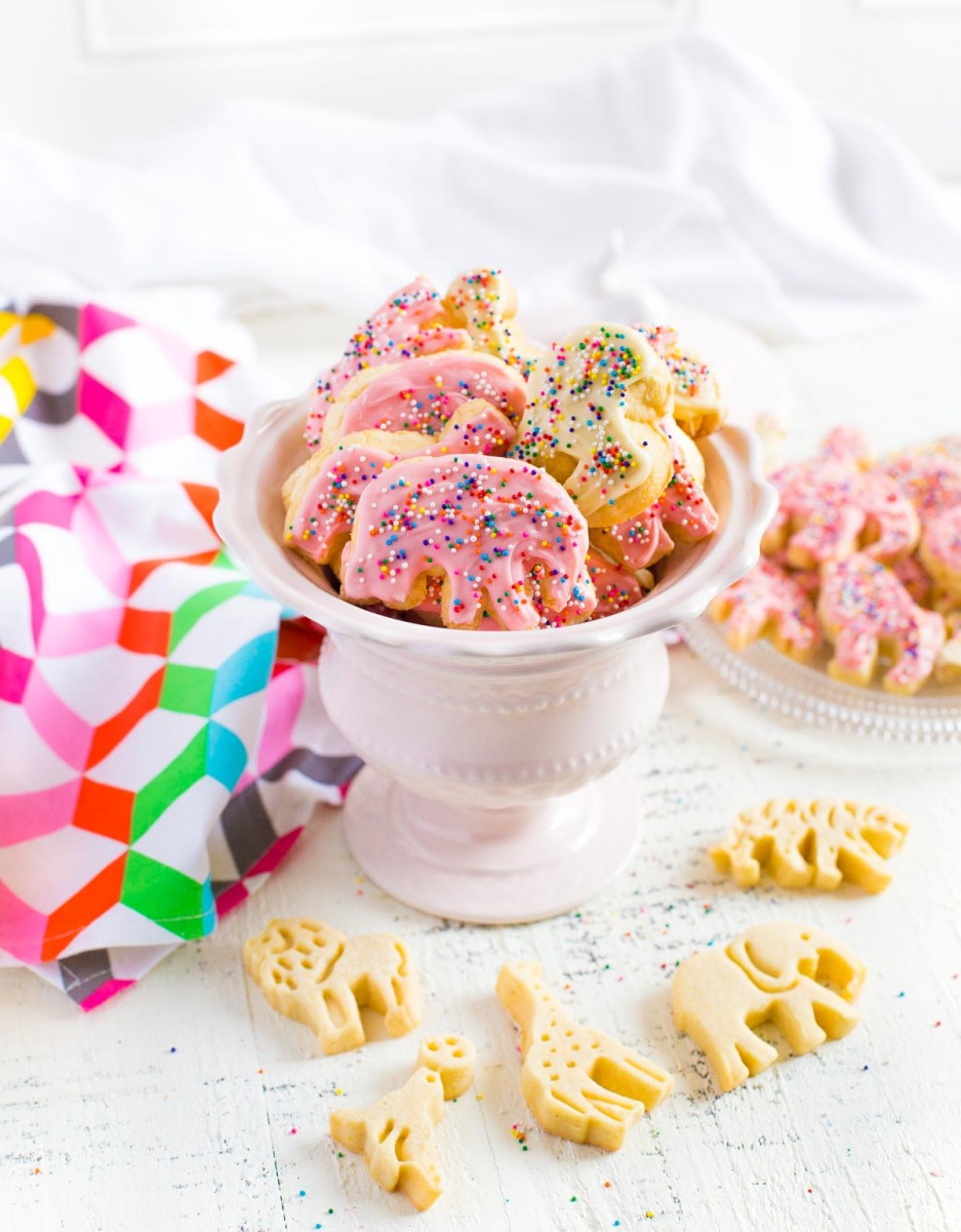 Frosted Animal Crackers Easy Homemade Recipe!