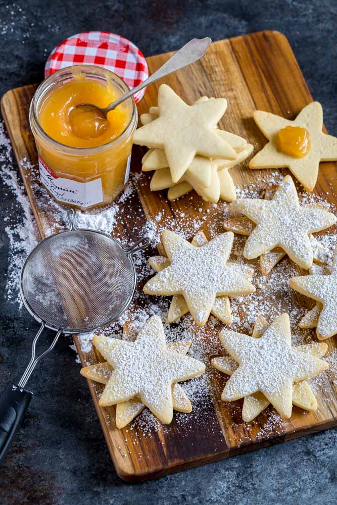 Christmas Cookies in double star shapes.