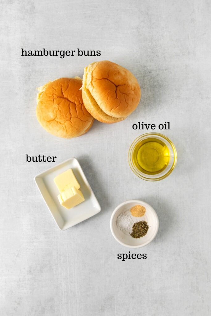 Ingredients for making crispy bun croutons.